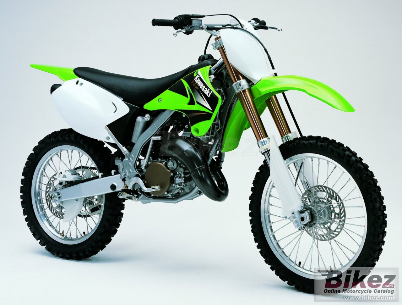 Big Kawasaki kx 125 picture and wallpaper from Bikez.com